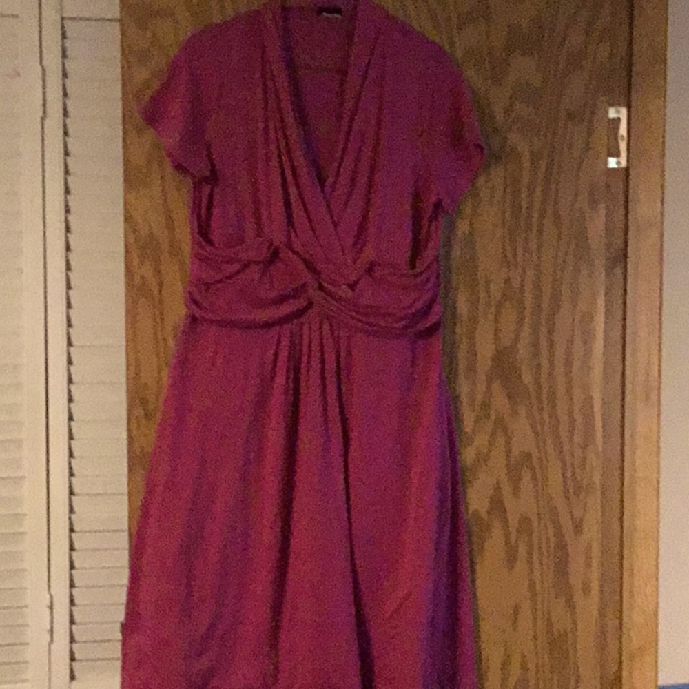 Salon Studio Dress